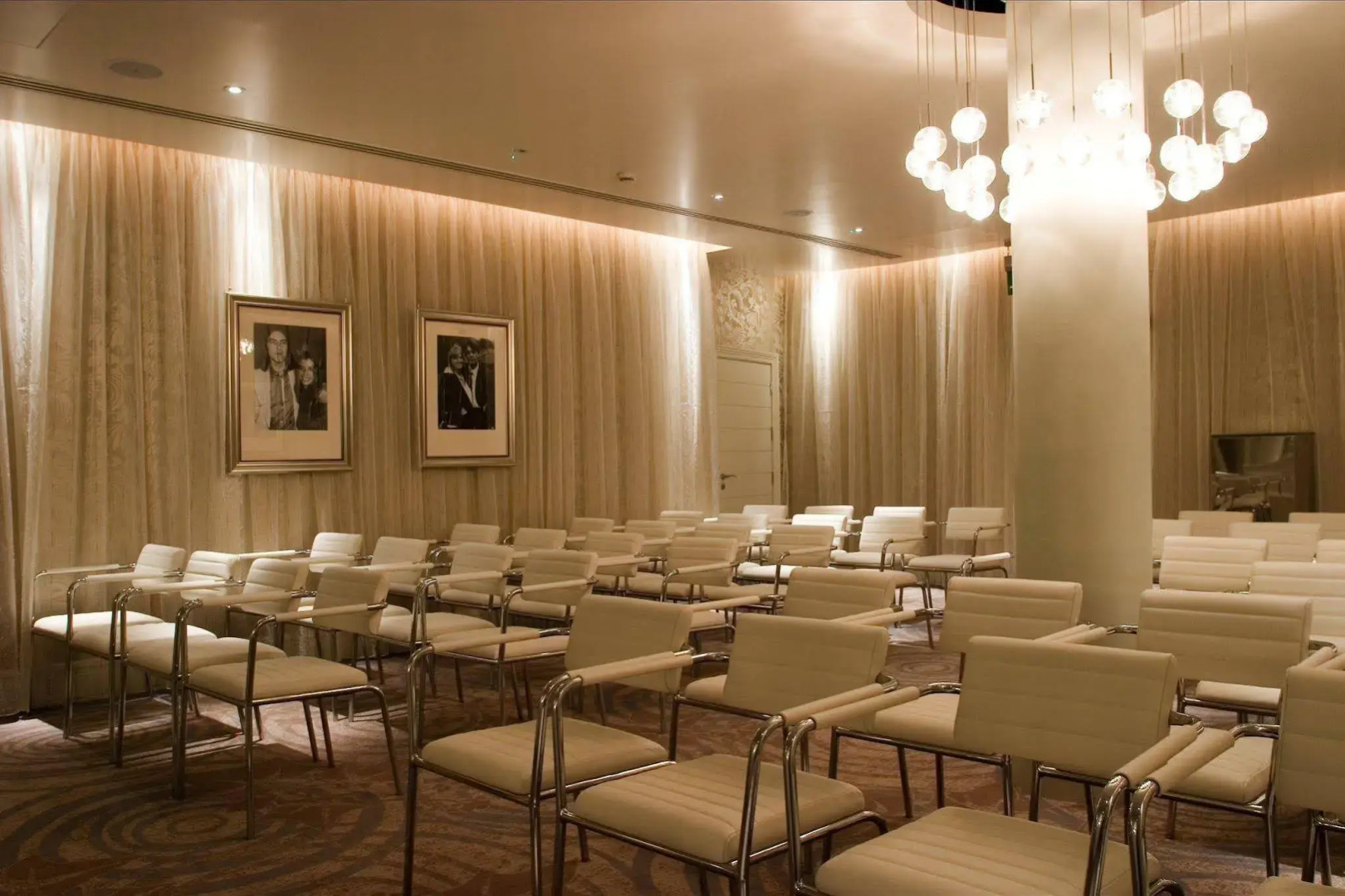 Foto - Hard Days Night Hotel