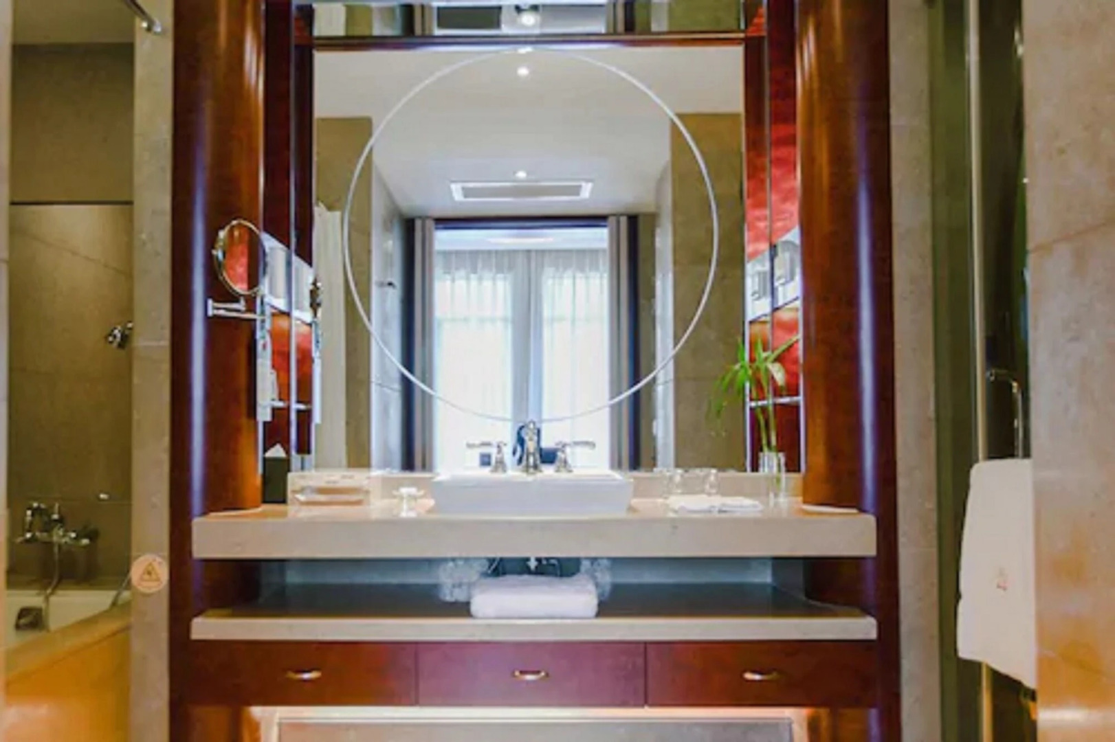 Photo - Xijiao State Guest Hotel