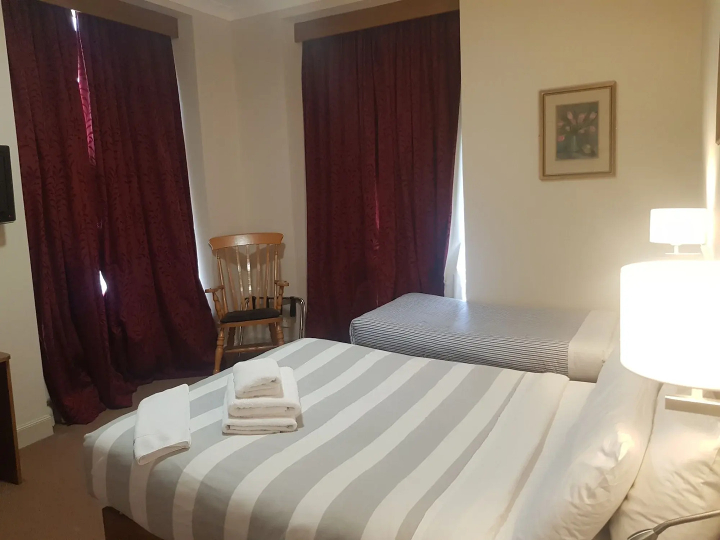 Photo - Aberdeen House