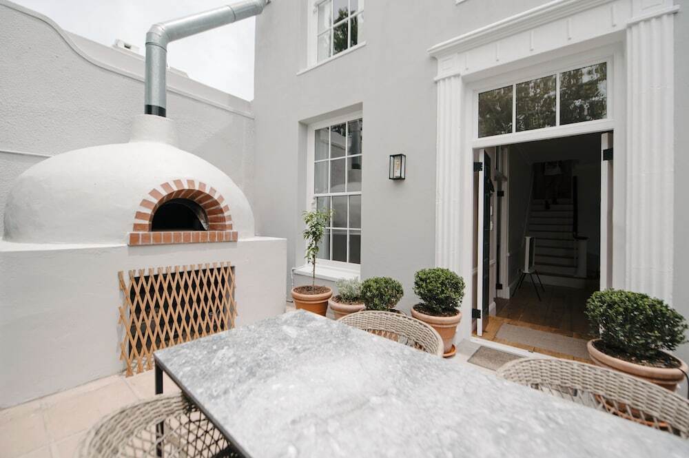 Photo - Dixon House in De Waterkant by Cape Finest