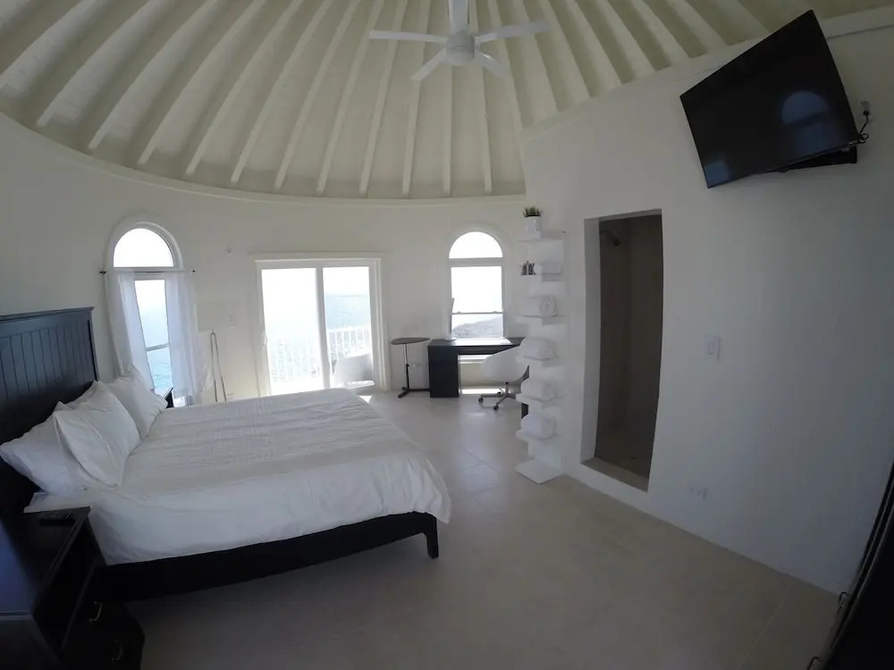 Whale Point Eleuthera
