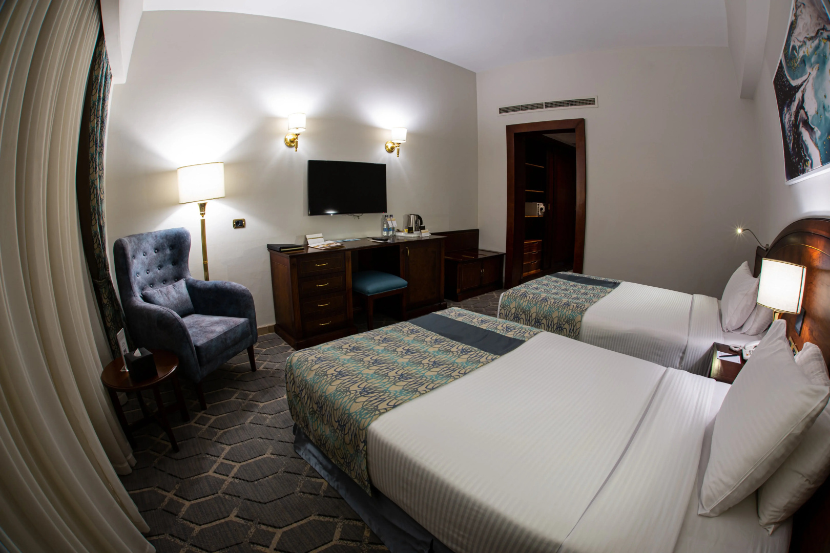 Photo - Triumph Plaza Hotel