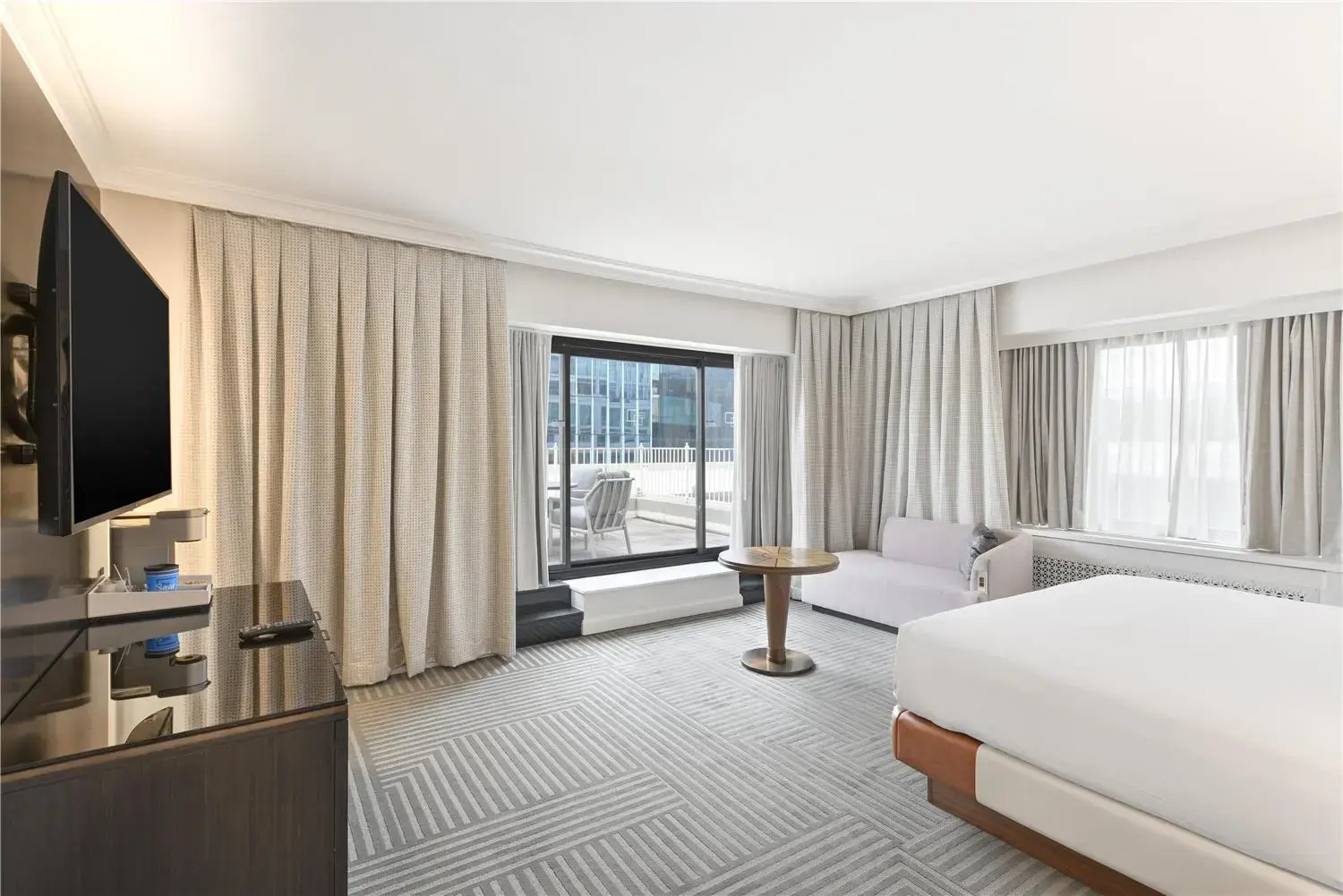 Photo - Capital Hilton