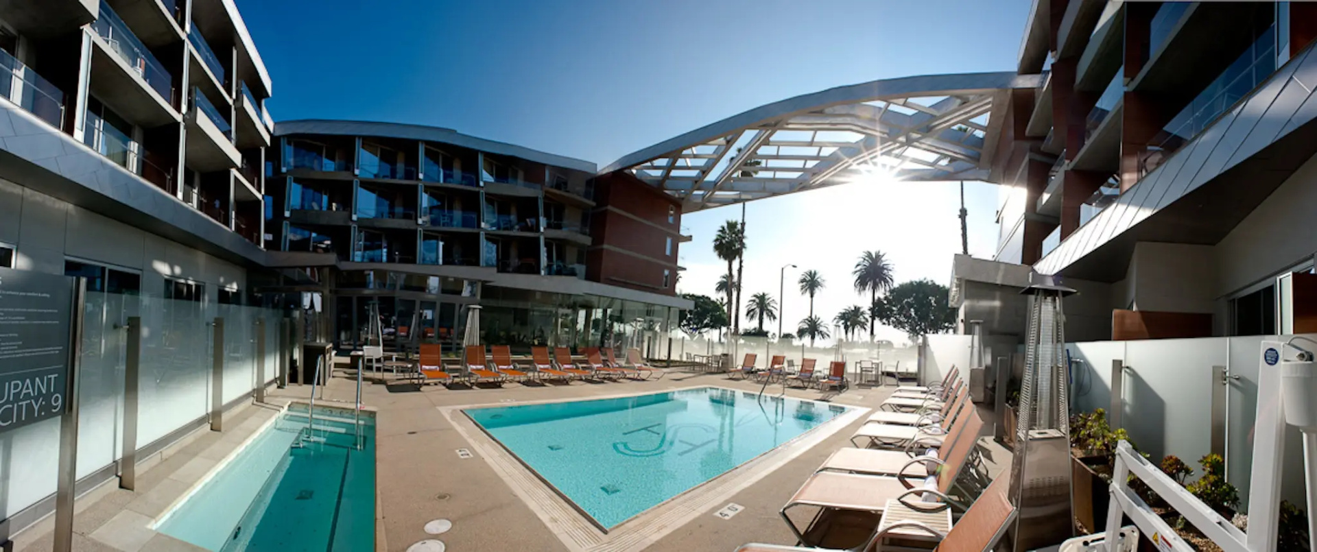 Photo - Shore Hotel