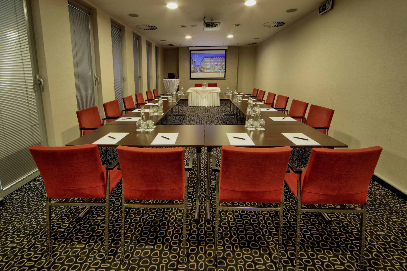 Photo - Roset Hotel & Residence