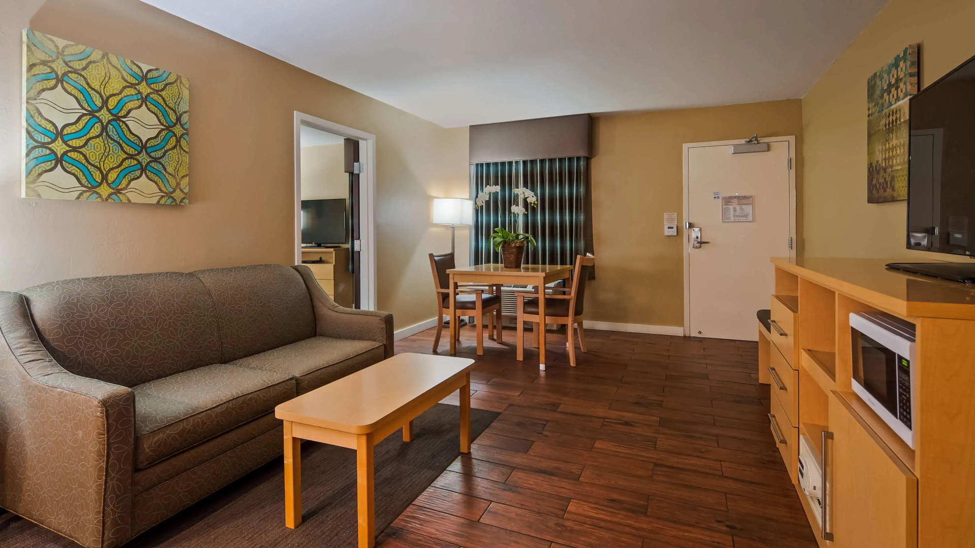 Photo - Best Western Plus South Coast Inn