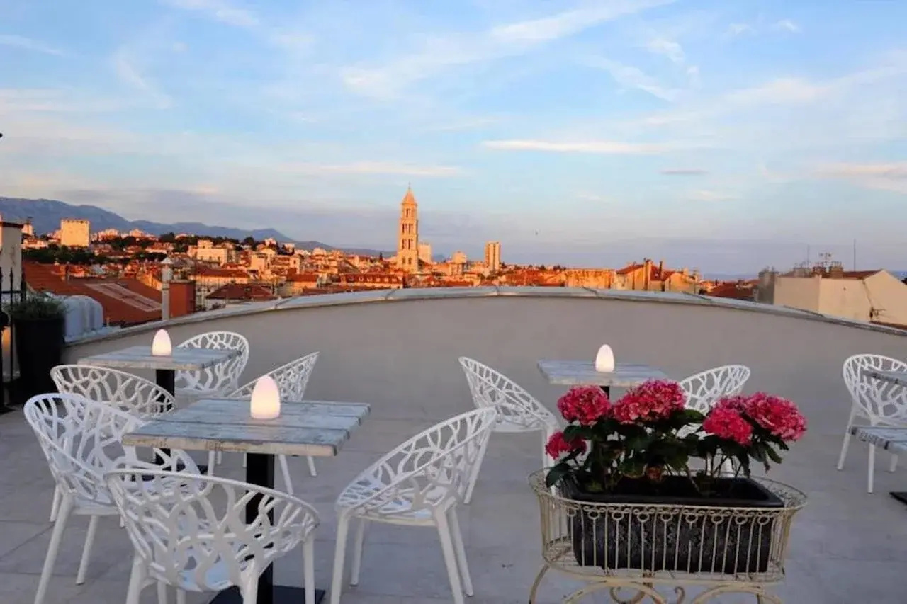 Photo - Plaza Marchi Old Town - MAG Quaint & Elegant Boutique Hotels