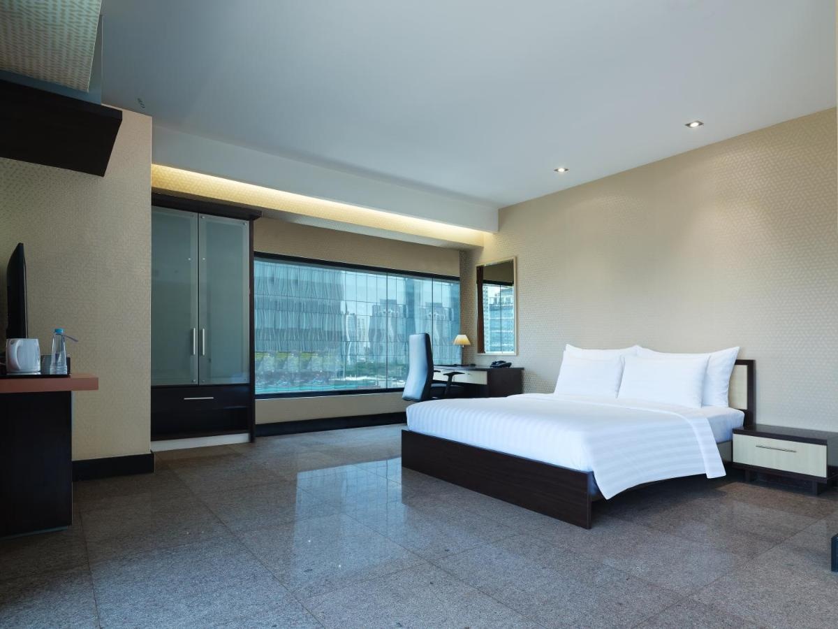 Foto - Manhattan Hotel Jakarta