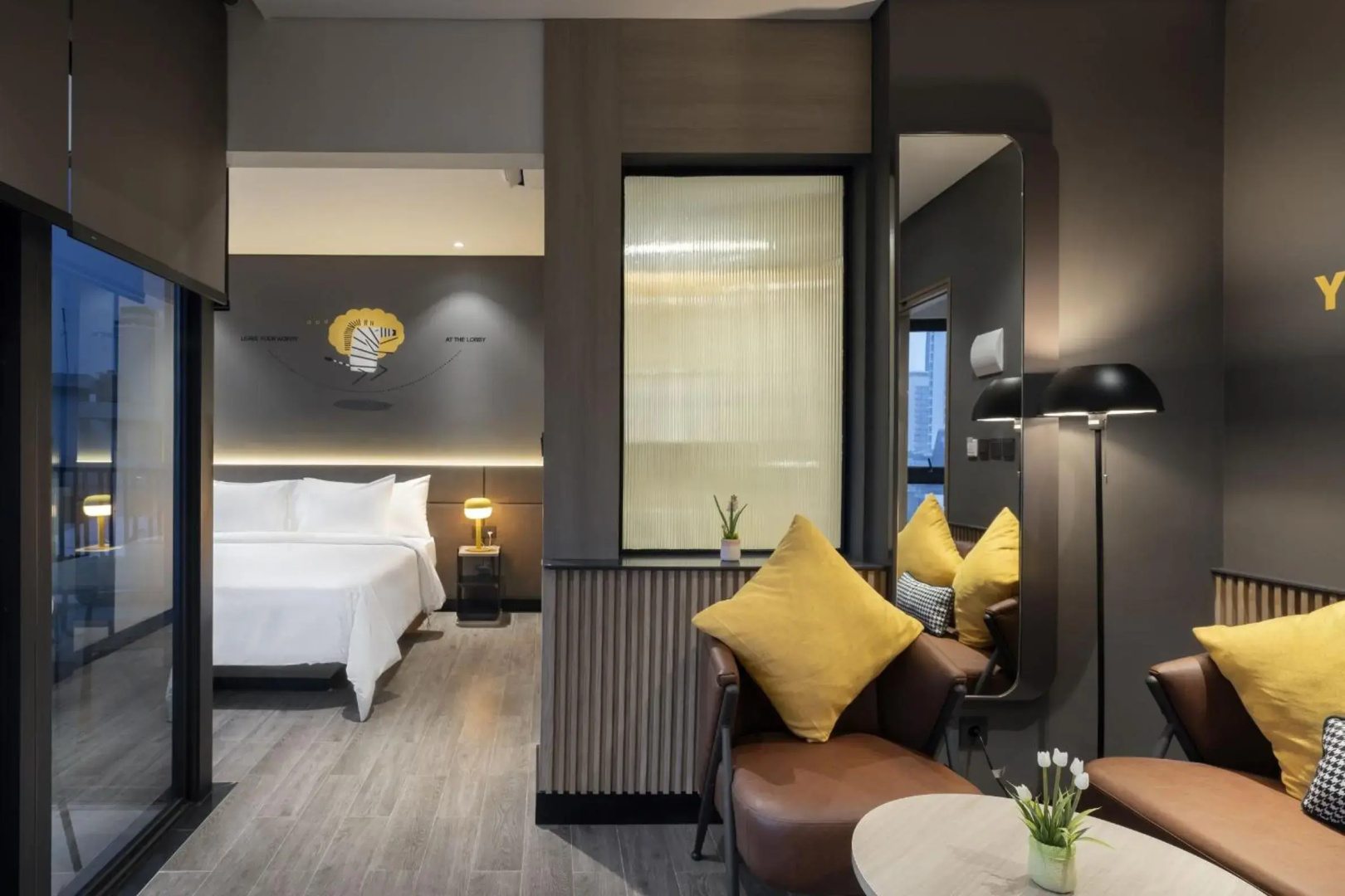 Foto - ROOMS INC Sudirman Jakarta