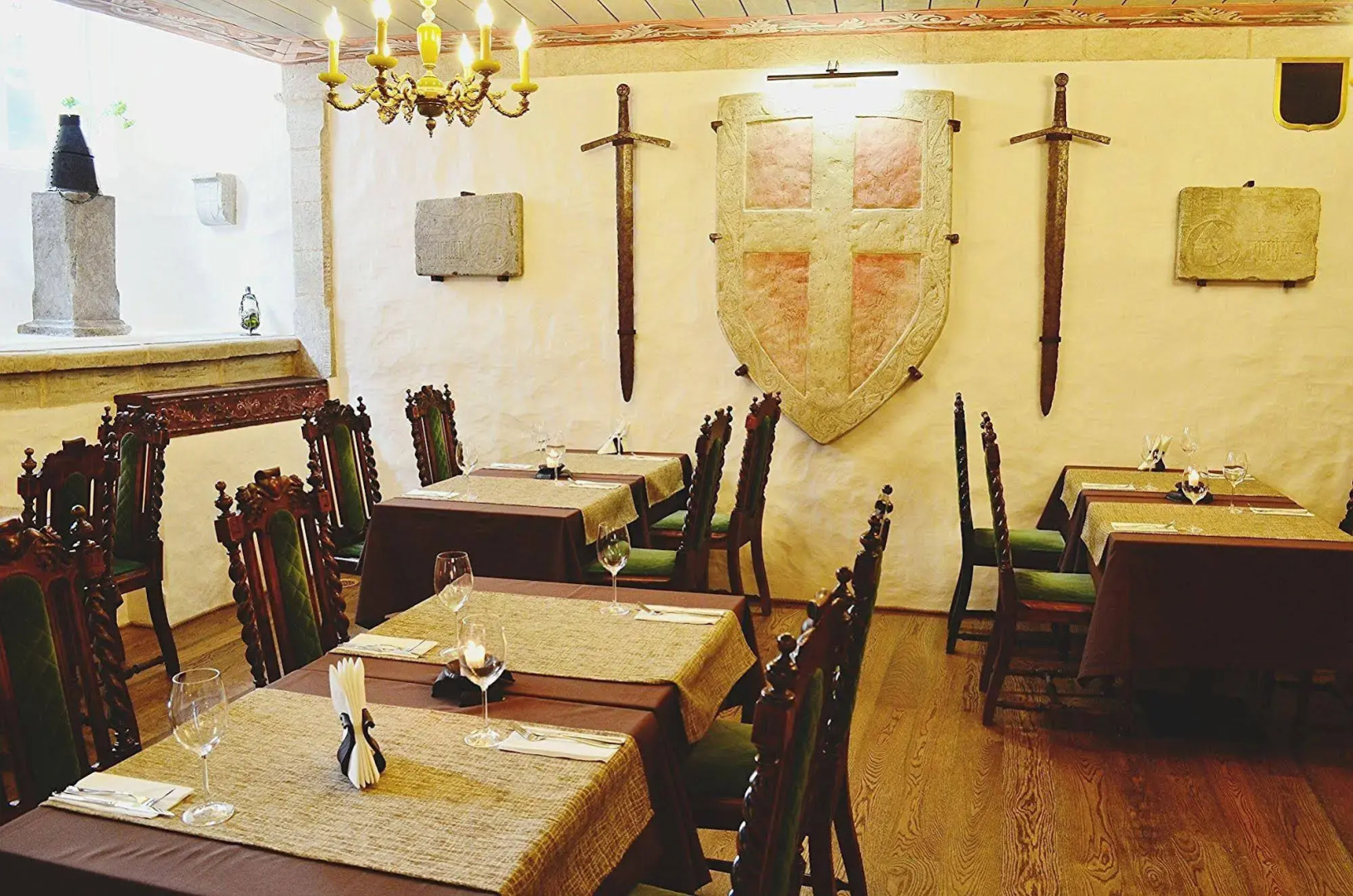 Photo - Three Crowns Residents