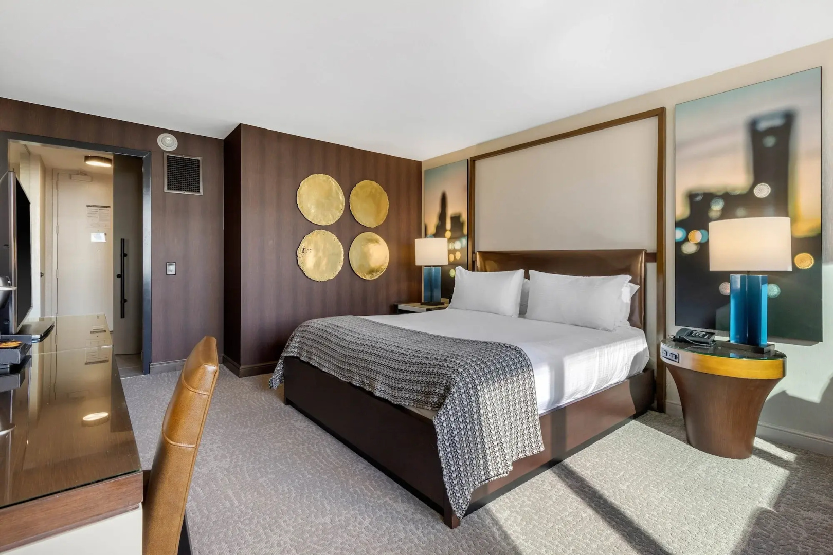 Photo - Omni Charlotte Hotel