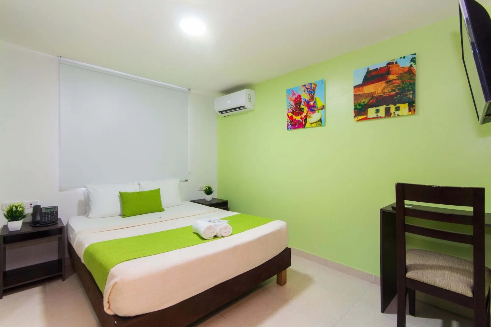 Photo - Hotel Avexi Suites By GEH Suites