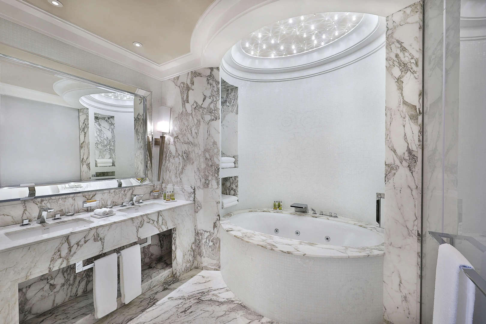 Photo - Hilton Riyadh Hotel & Residences