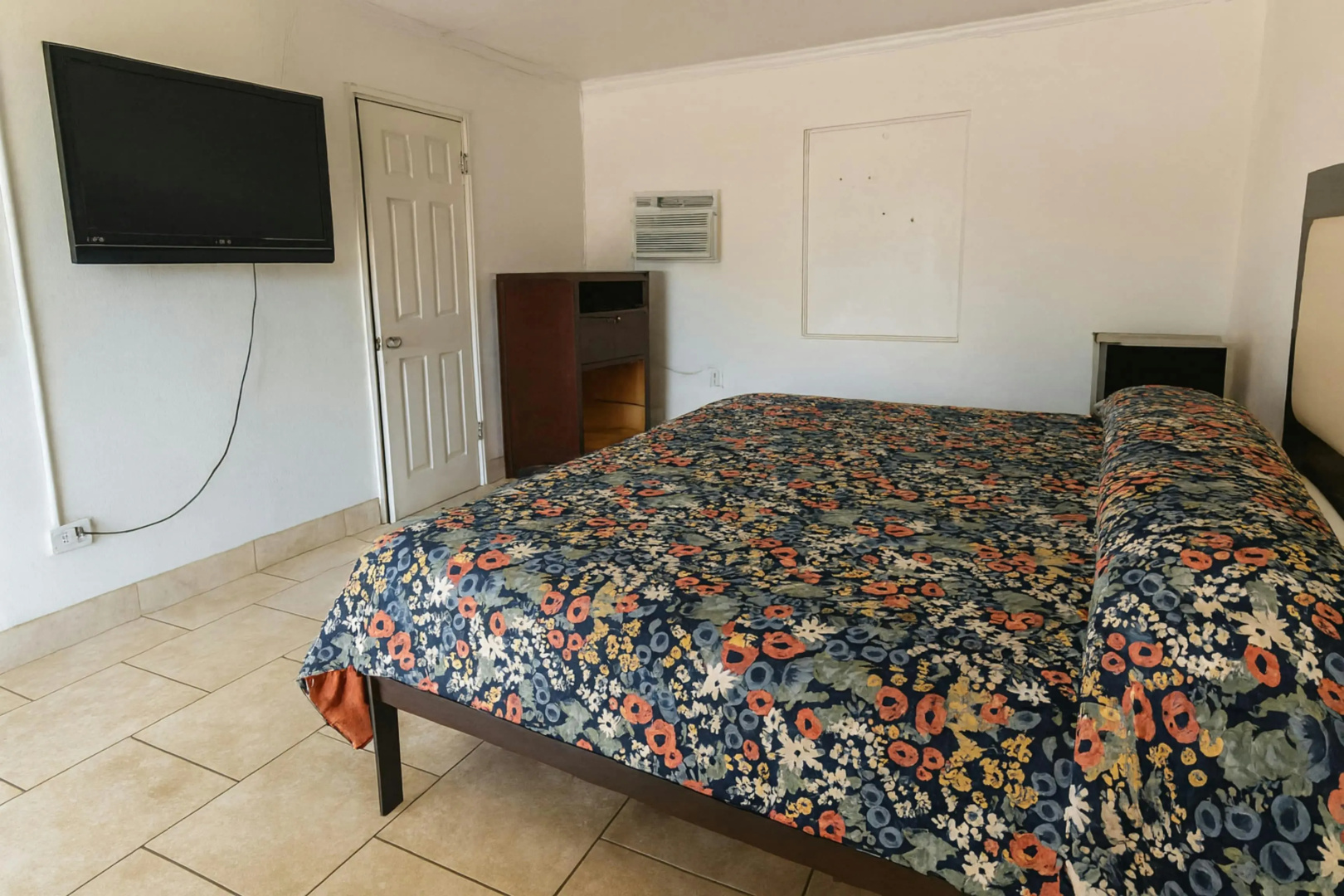Foto - Antigua Motel by OYO Tampa US - 41