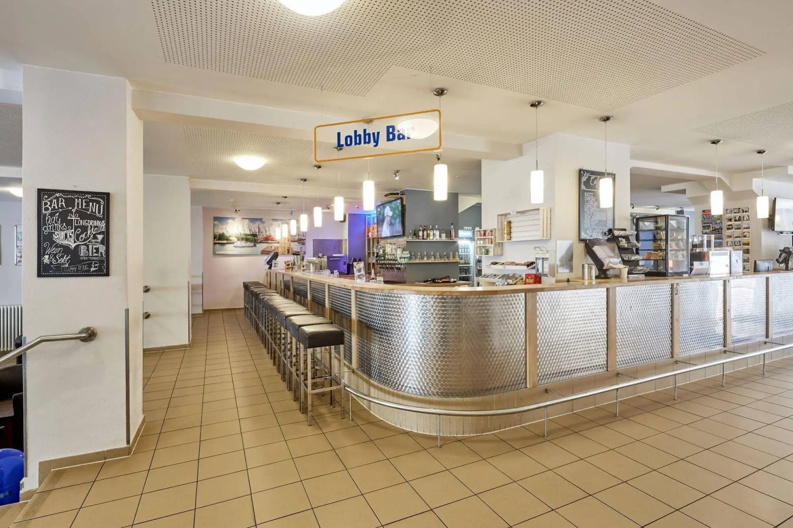 Photo - a&o Hamburg City