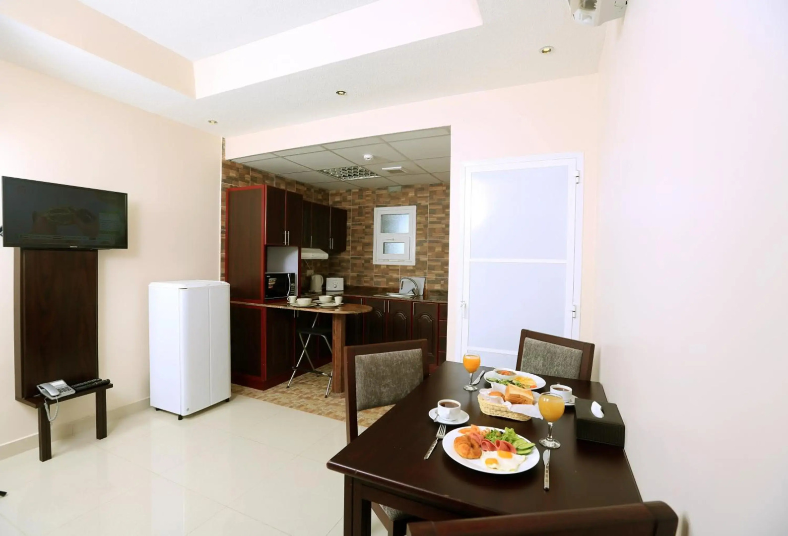 Photo - Asfar Hotel Apartments