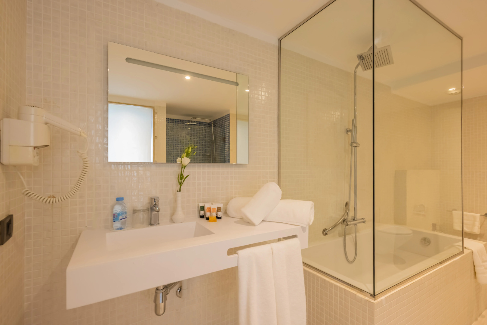 Photo - Kenzi Solazur