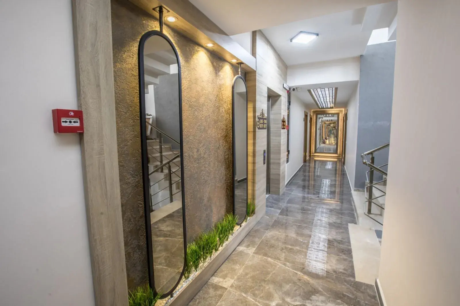 Photo - Elanis Suites