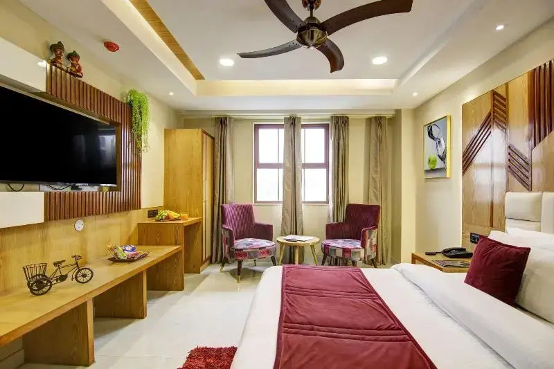 Photo - The Leena International-Near Connaught Place & New Delhi Railway Station