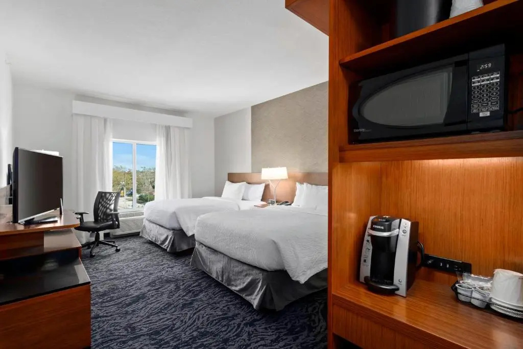 Photo - Fairfield Inn & Suites by Marriott St Petersburg North