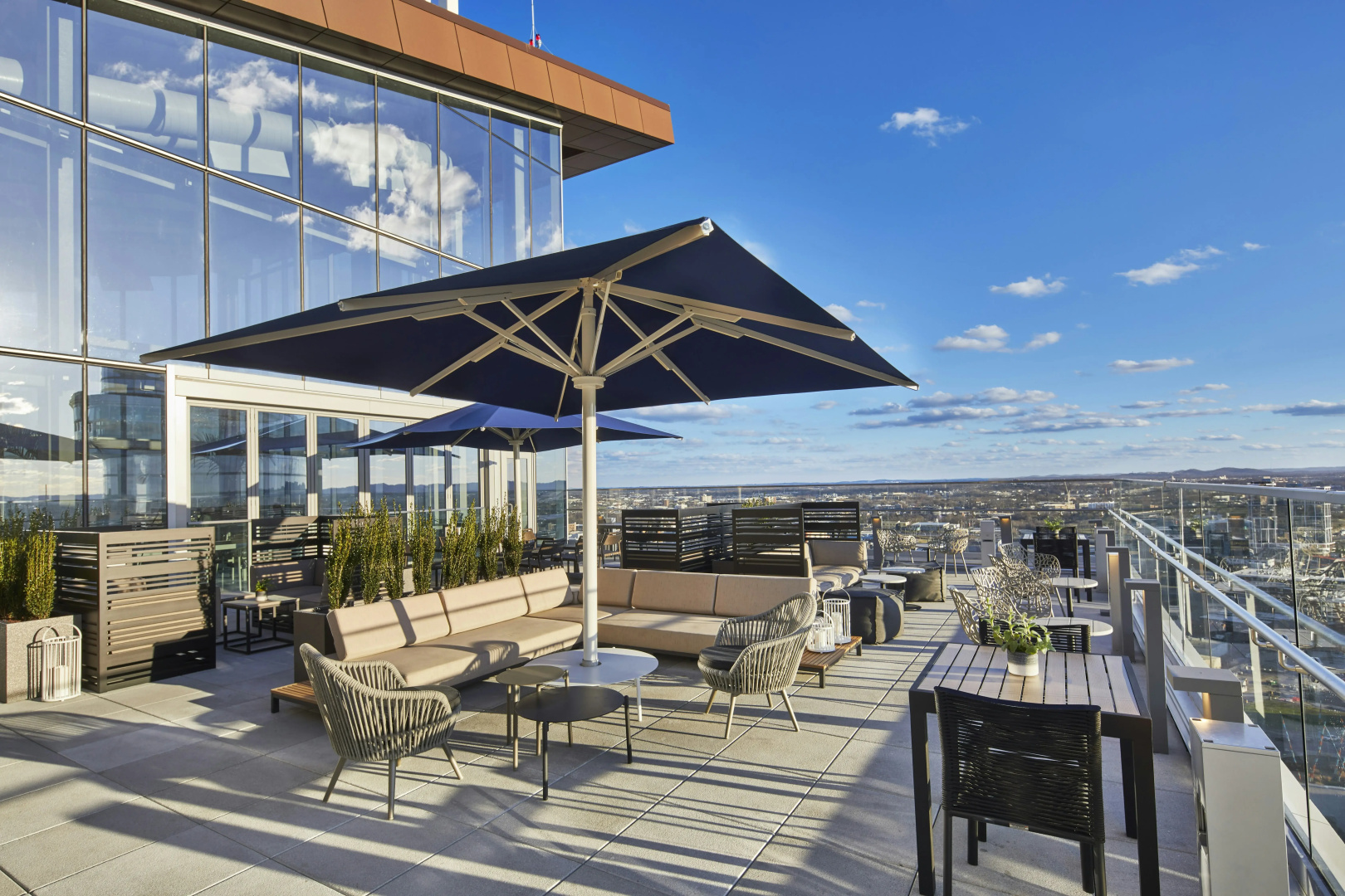 Photo - Embassy Suites by Hilton Nashville Downtown