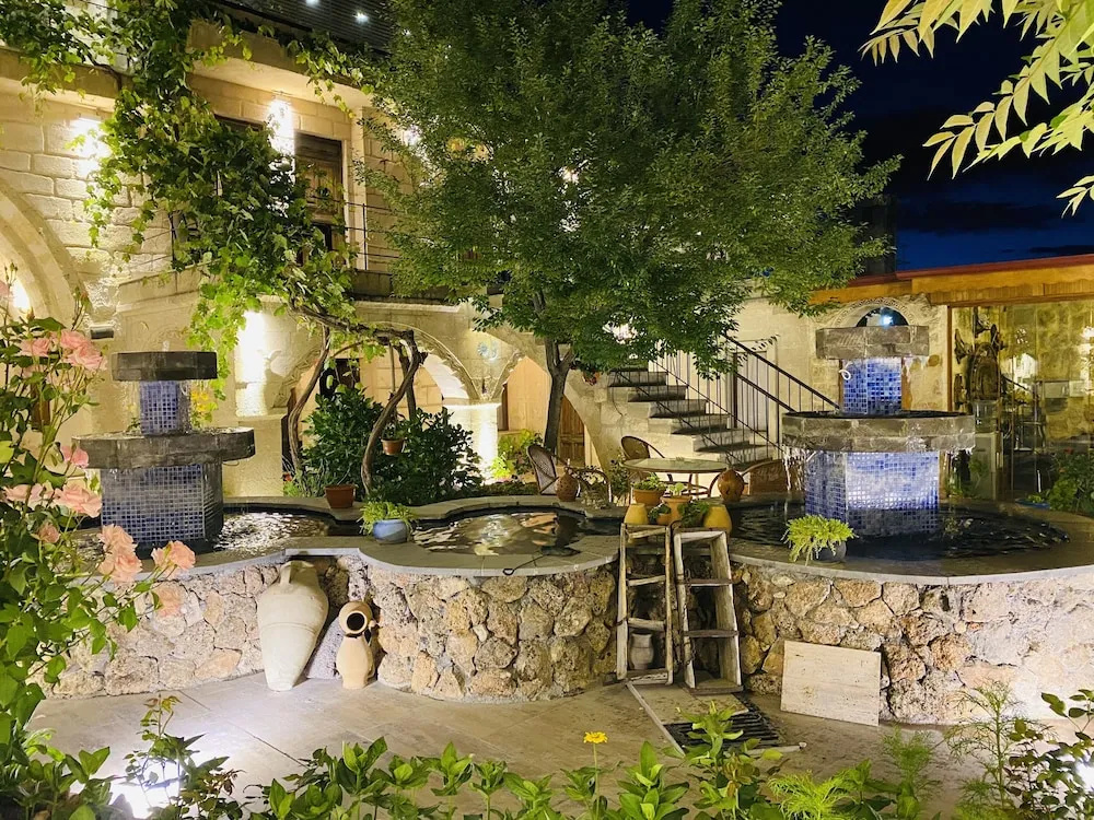 Photo - Kayatas Cave Suites