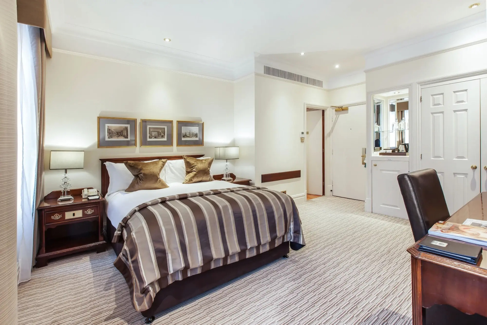Foto - St. James' Court, A Taj Hotel, London