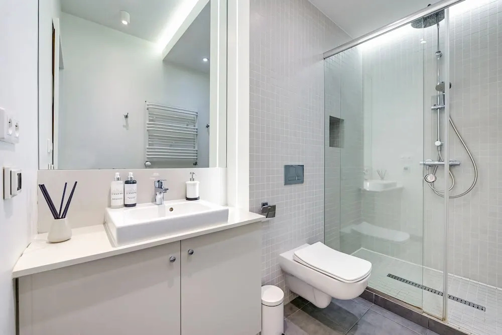 Photo - Waterlane Riverside - SPA, Pool, Gym & Parking by Downtown Apartments