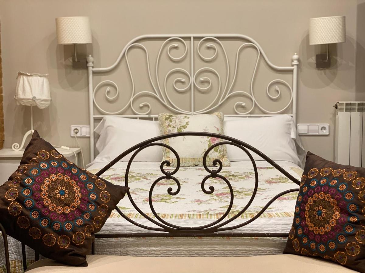 Photo - Hostal Orleans