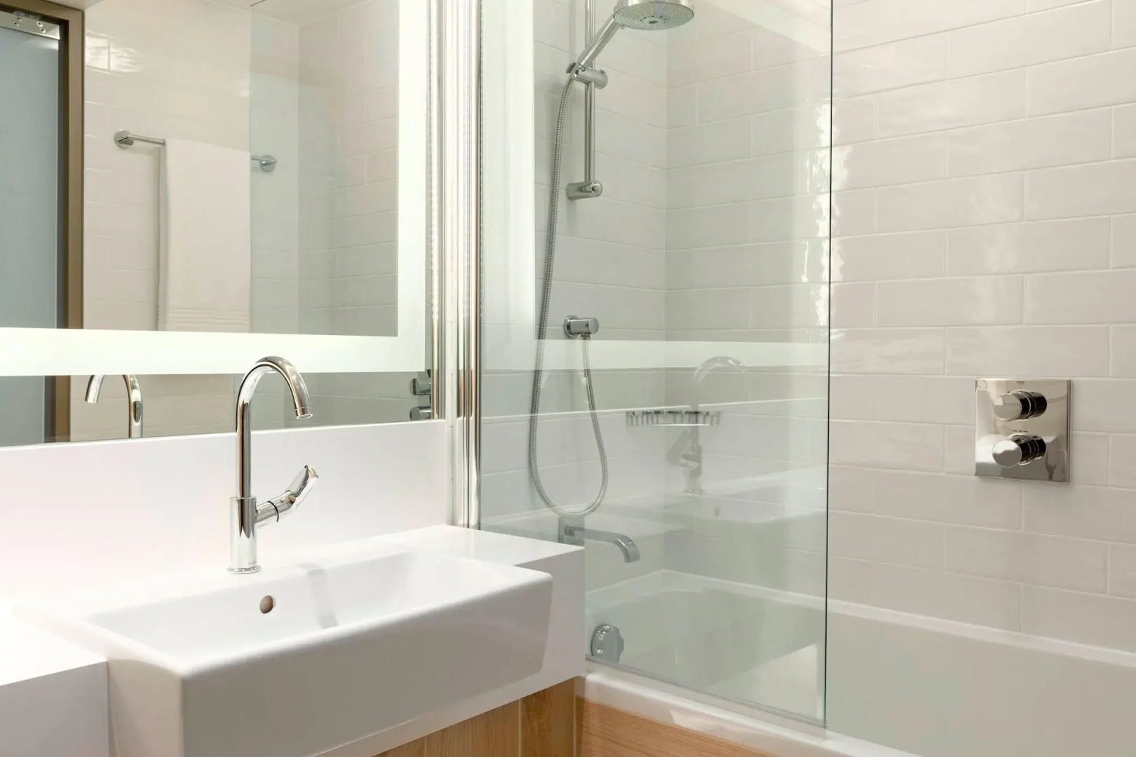 Photo - Courtyard by Marriott Paris Gare de Lyon