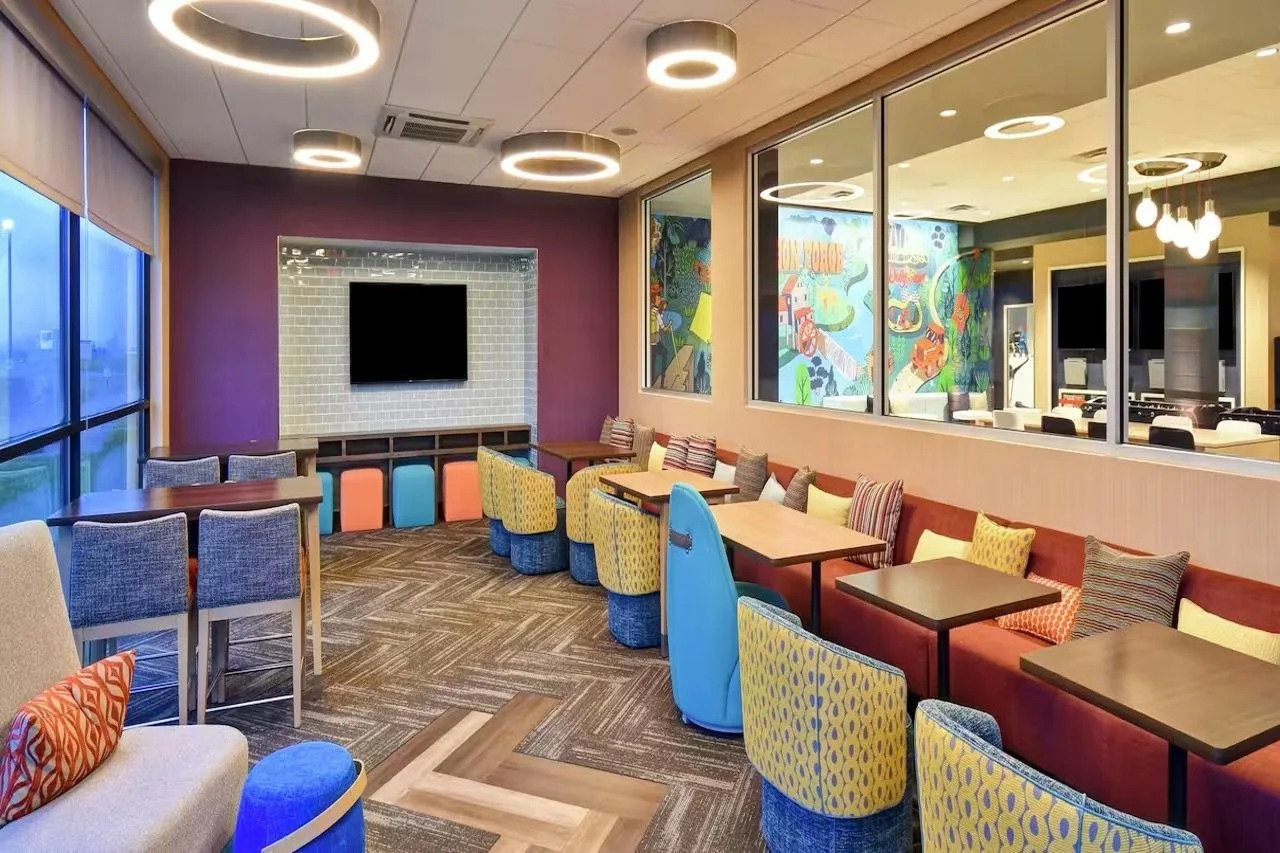 Photo - Tru By Hilton Atlanta Airport College Park