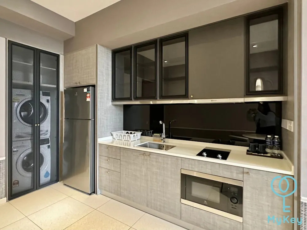 Photo - Millerz Square by MyKey