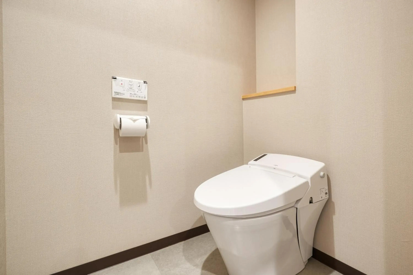 Photo - New Normal Hotel in MATSUYAMA ニューノーマルホテルイン松山