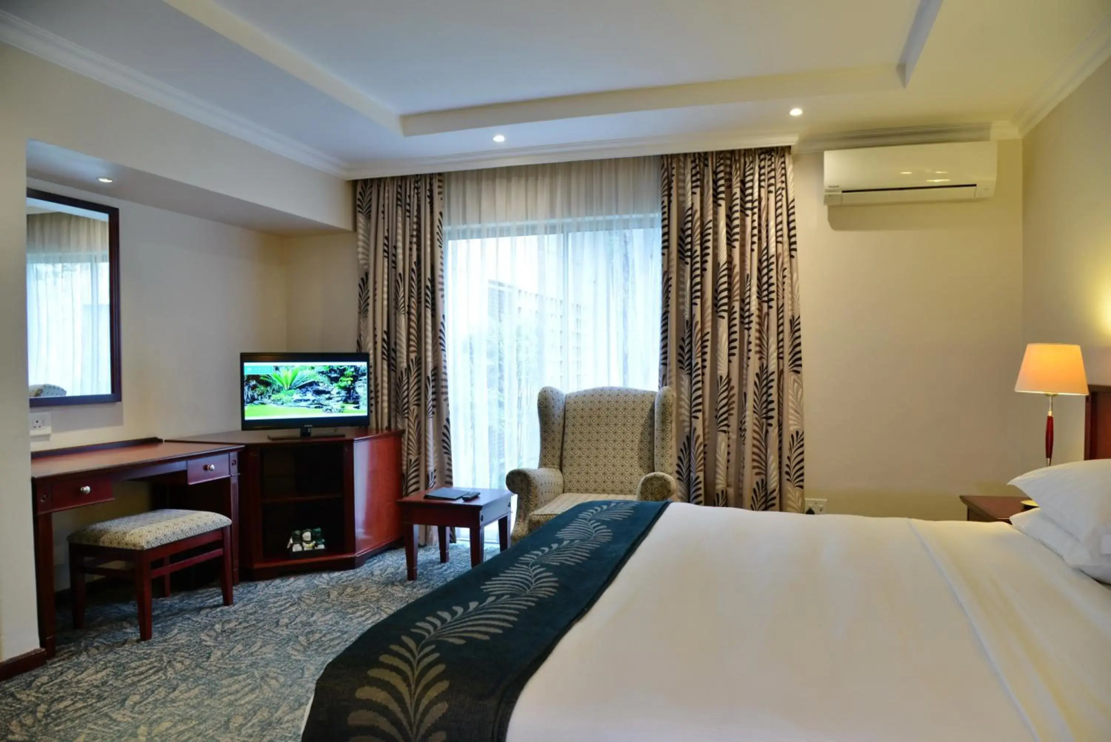 Photo - Courtyard Hotel Sandton