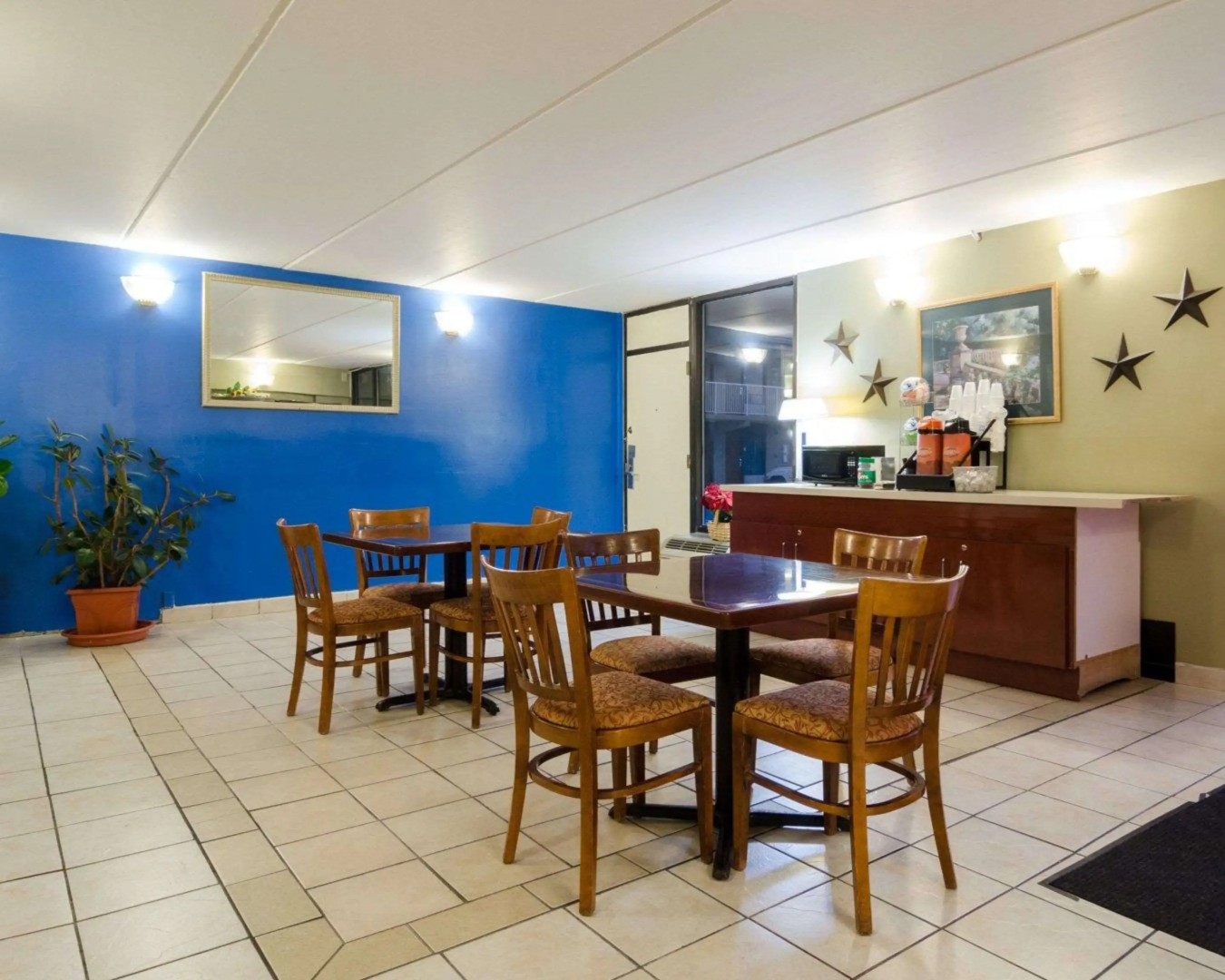 Photo - Rodeway Inn Norcross