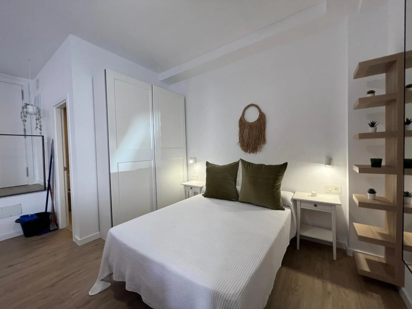 Photo - Bristol Sunset Beach - Holiday Apartments