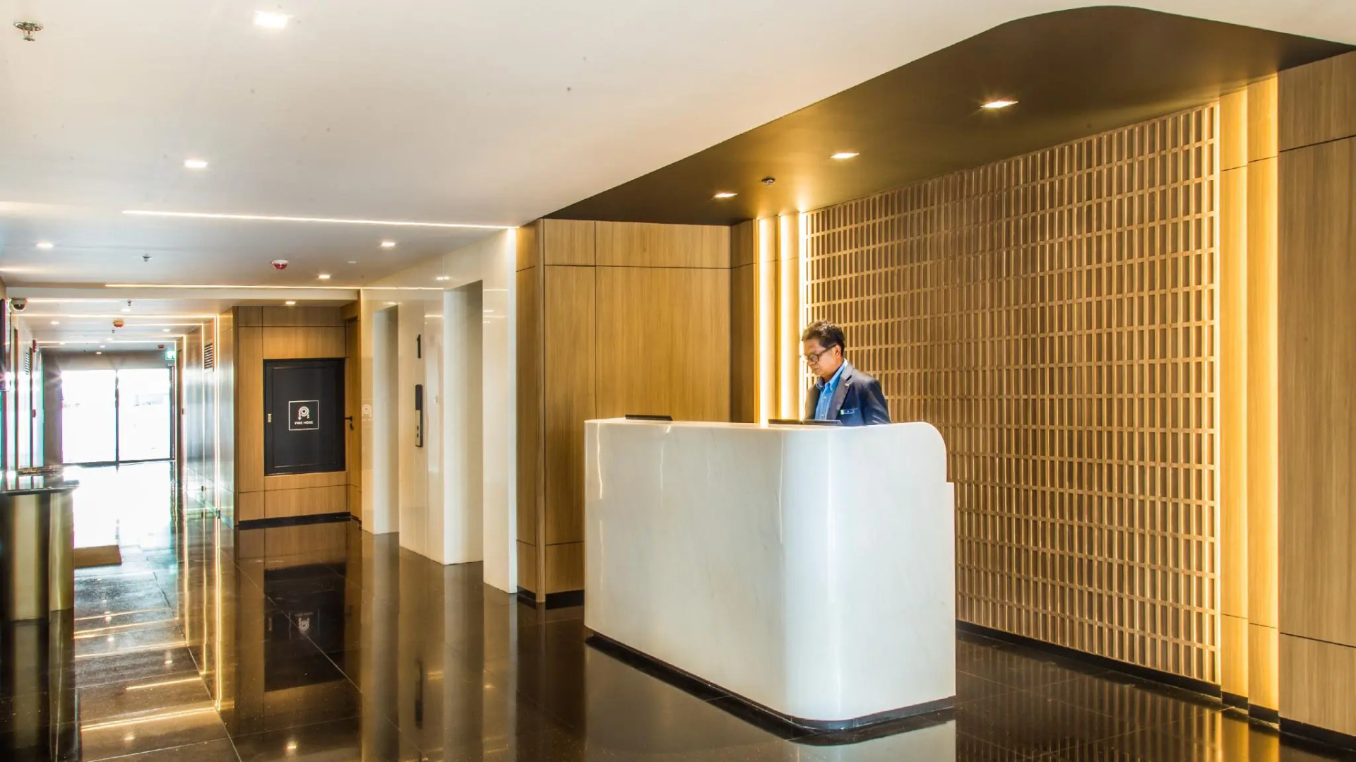 Photo - Oakwood Residence Sukhumvit Thonglor Bangkok