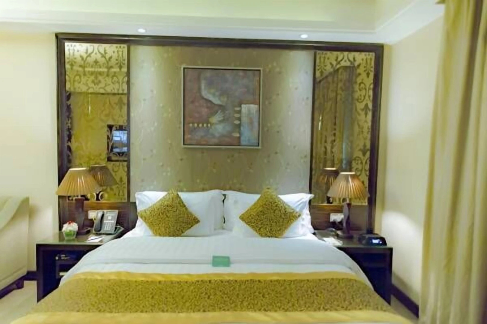 Photo - Boudl Al Woroud