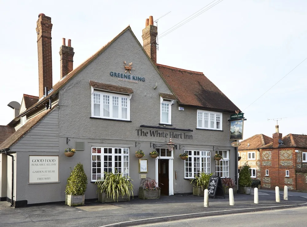 Photo - White Hart by Chef & Brewer Collection