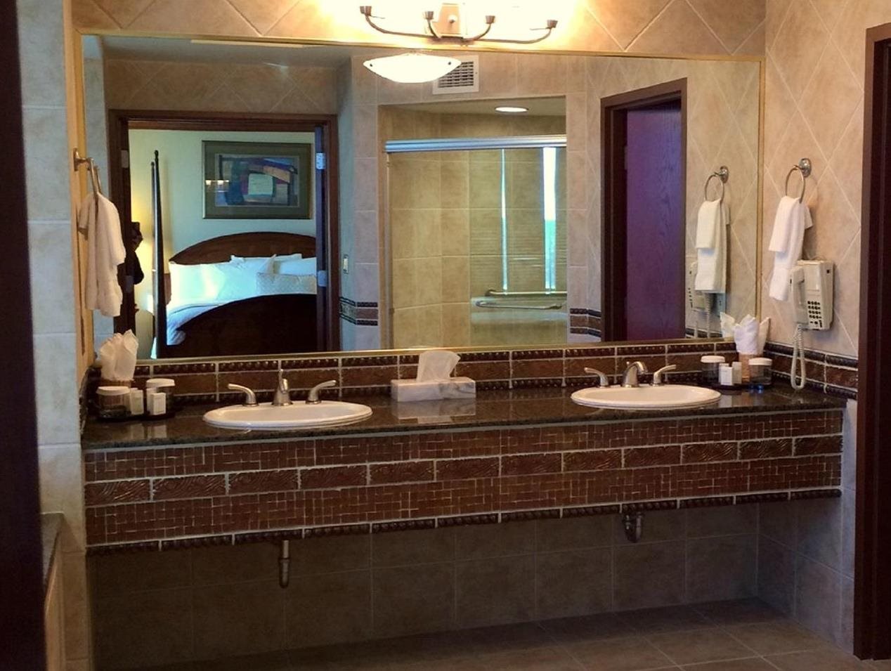 Foto - Embassy Suites by Hilton Tampa USF Near Busch Gardens