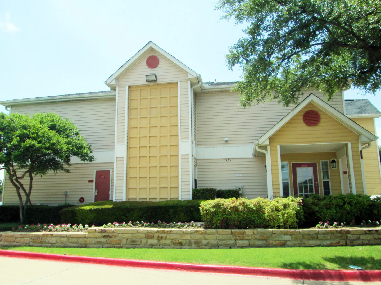 Foto - HomeTowne Studios by Red Roof Dallas - North Addison - Tollway