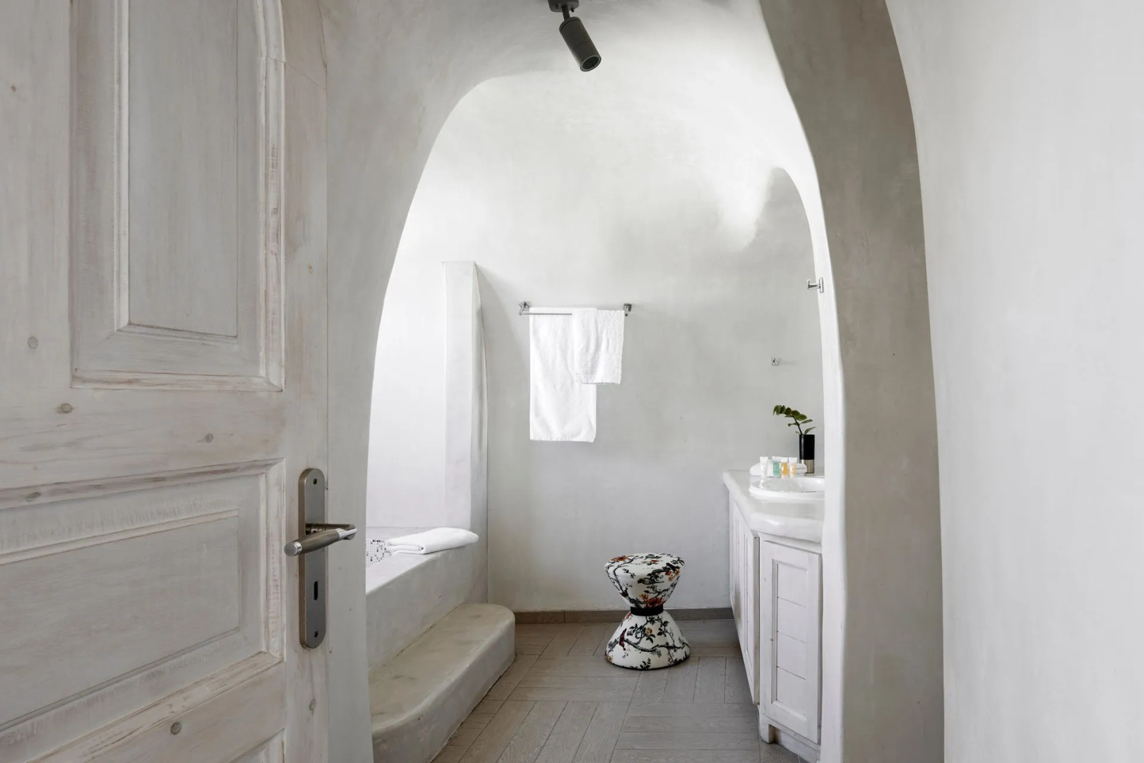 Photo - Petit Palace