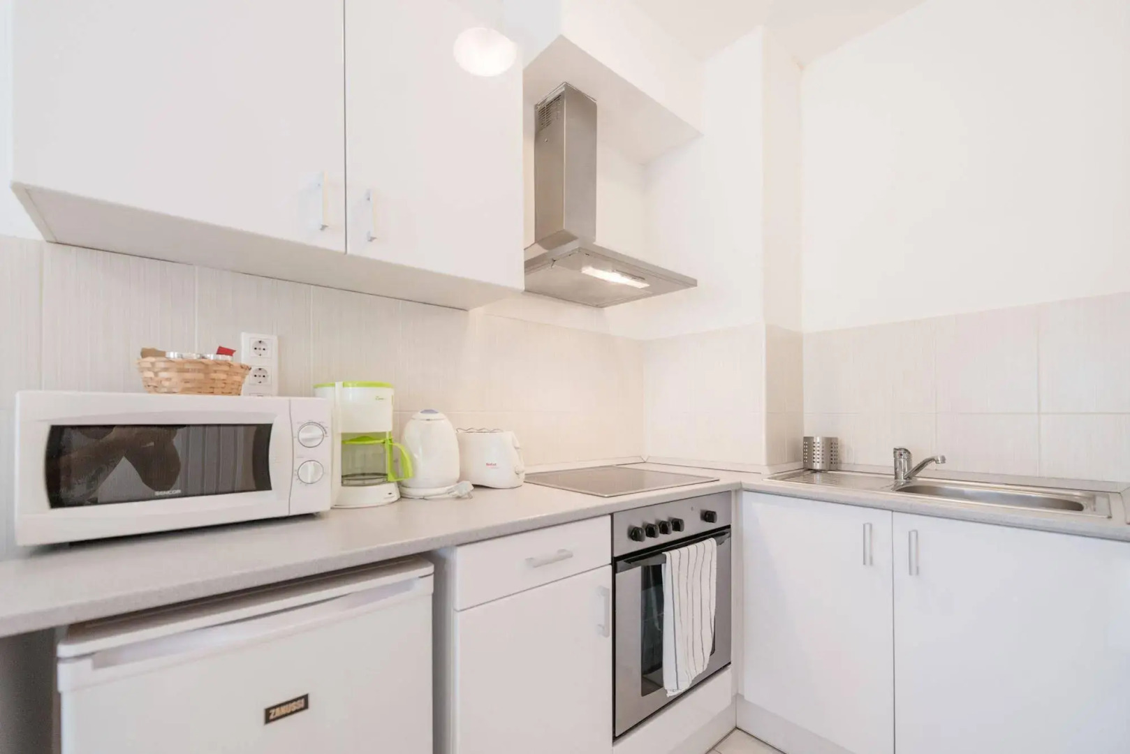 Photo - Prince Apartments
