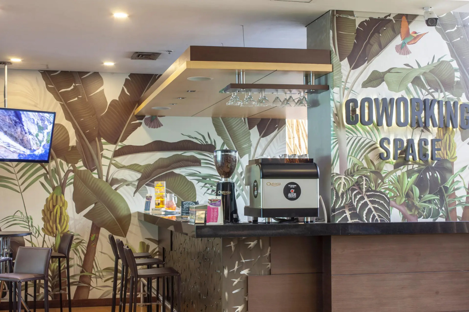 Foto - Diez Hotel Categoría Colombia