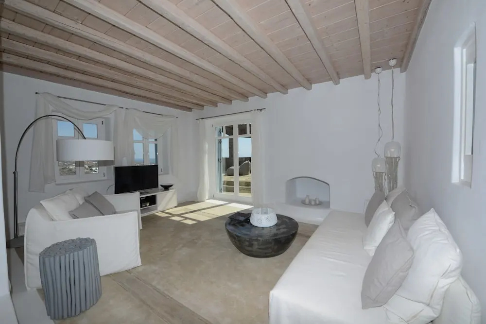 Photo - Villa Azurite with heated pool by Diles Villas