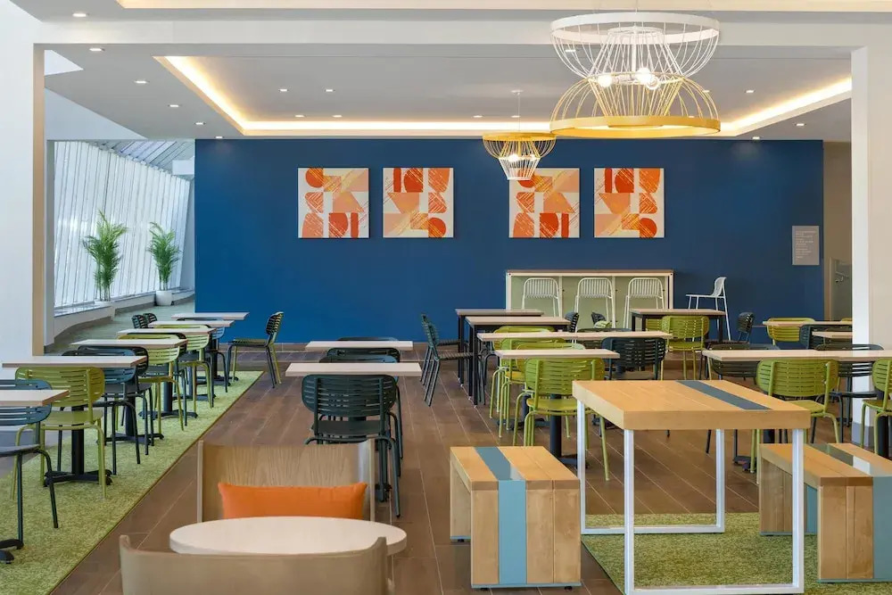 Foto - Spark By Hilton Montreal Midtown