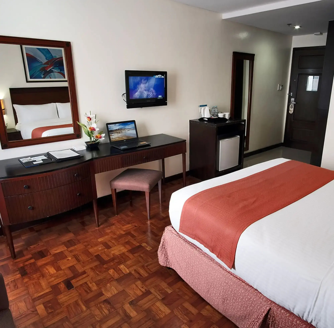 Foto - Fersal Hotel Neptune Makati