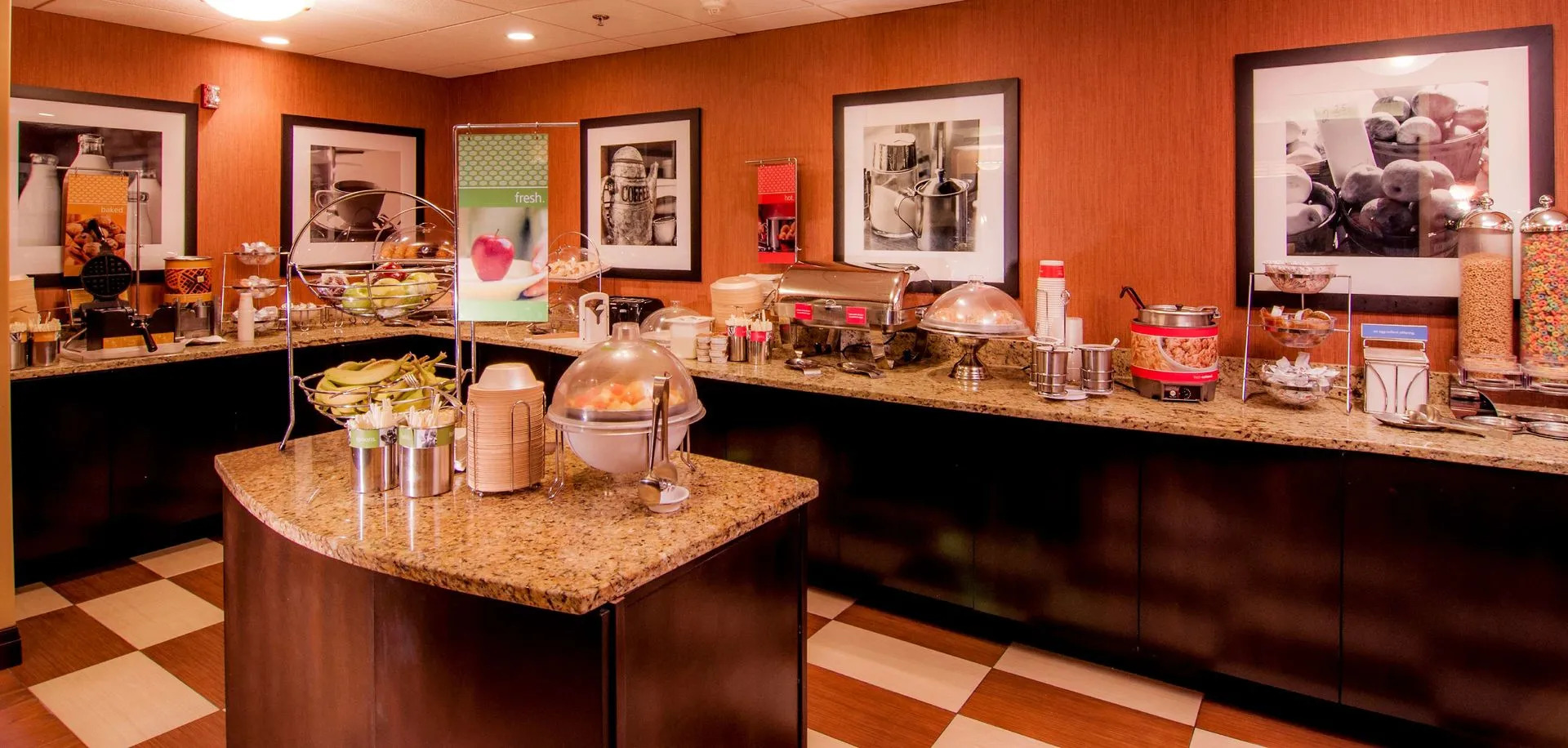 Photo - Hampton Inn & Suites Tampa-North