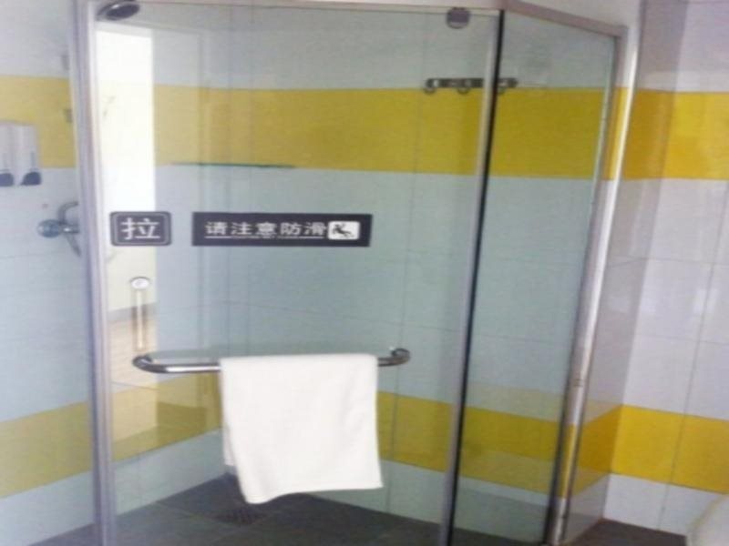 7 Days Inn Yuncheng Zhongyin Branch