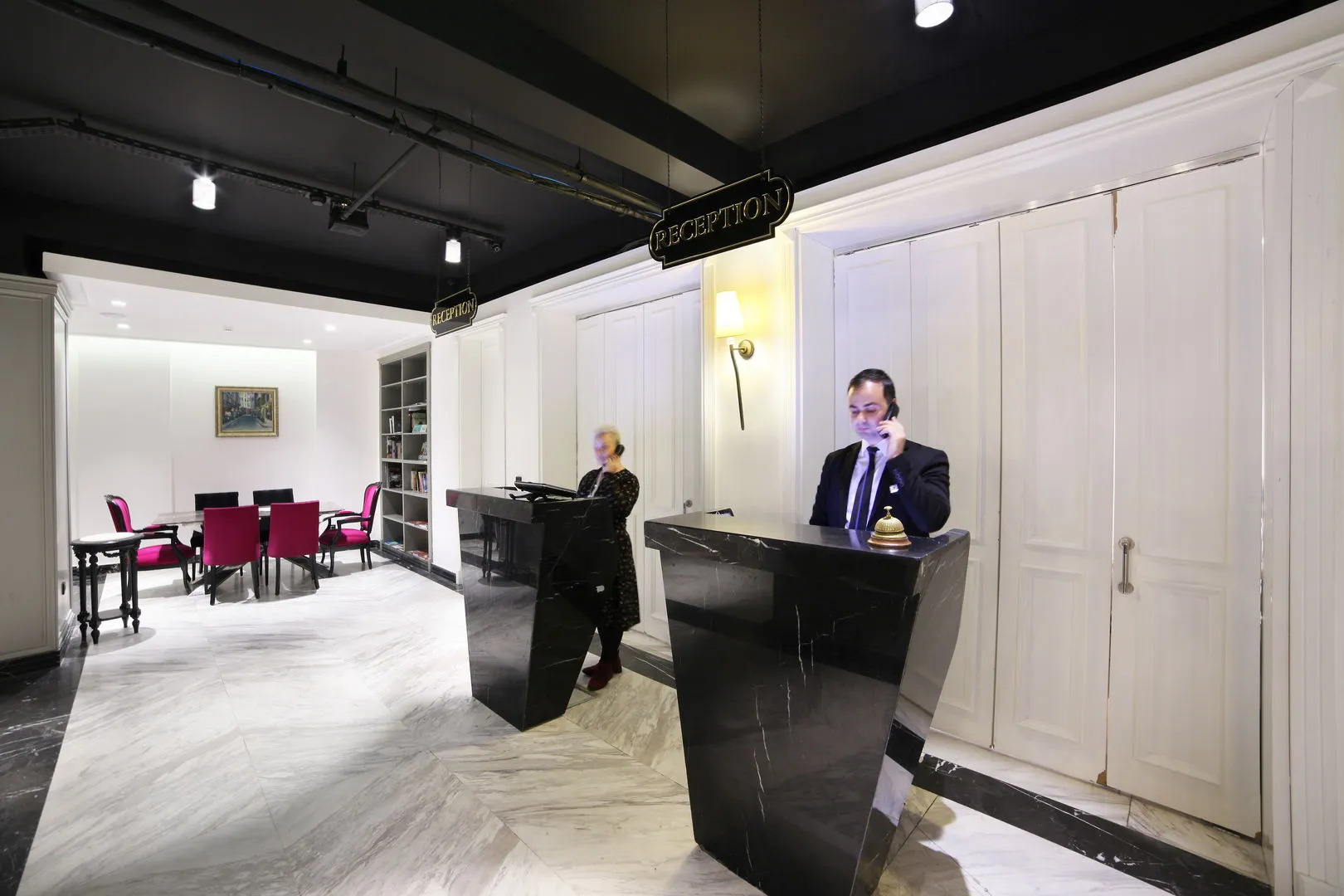 Foto - White Monarch Hotel